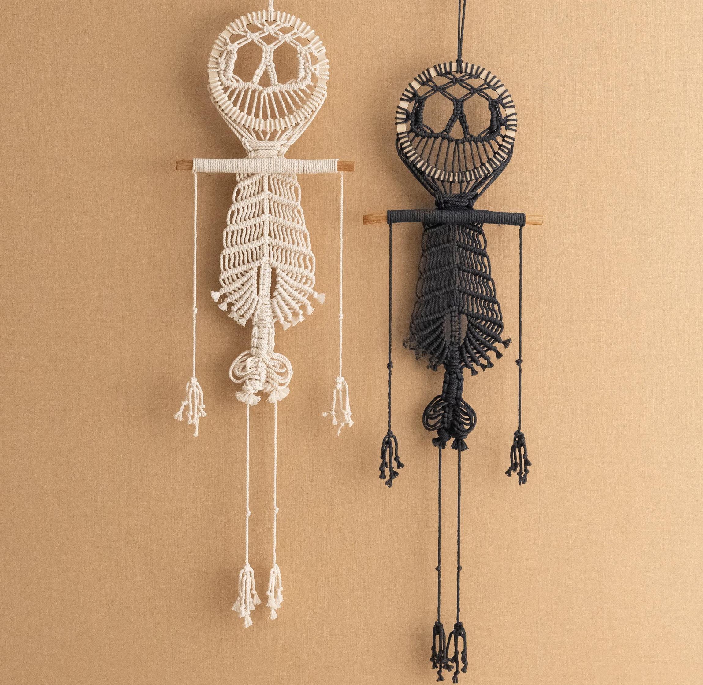 Skeleton Wall Hanging, Halloween Party Decor, Dark Academia Gift, Witchy Goth, Spooky Halloween, Macrame Handmade, Skeleton Halloween W94