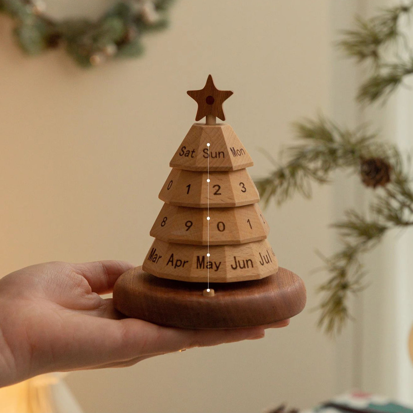 Wooden Christmas Tree Perpetual Calendar – Rotating Holiday Décor