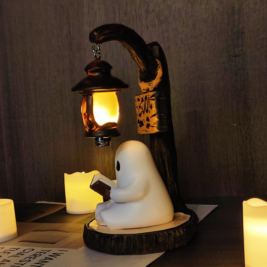 Ghost Reading Lamp