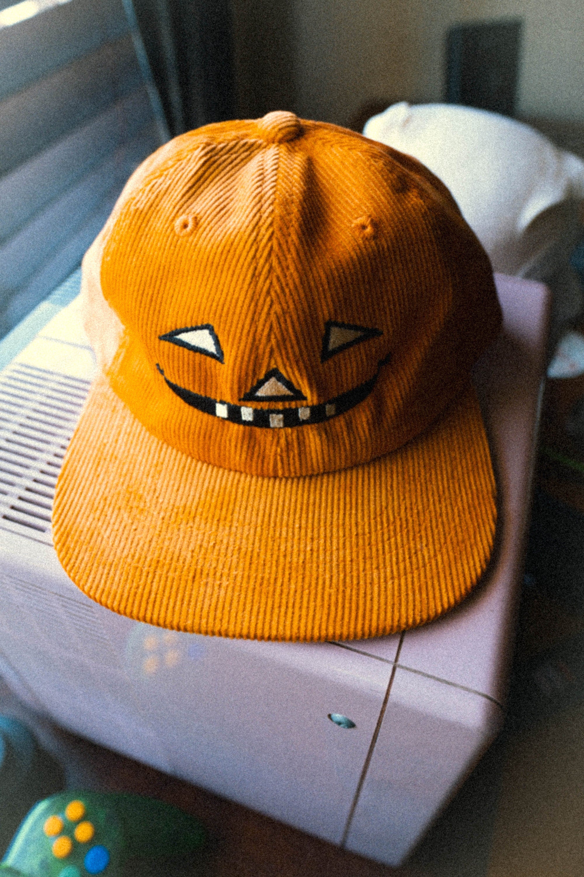 Smiles Jack Cap // Retro inspired corduroy hat