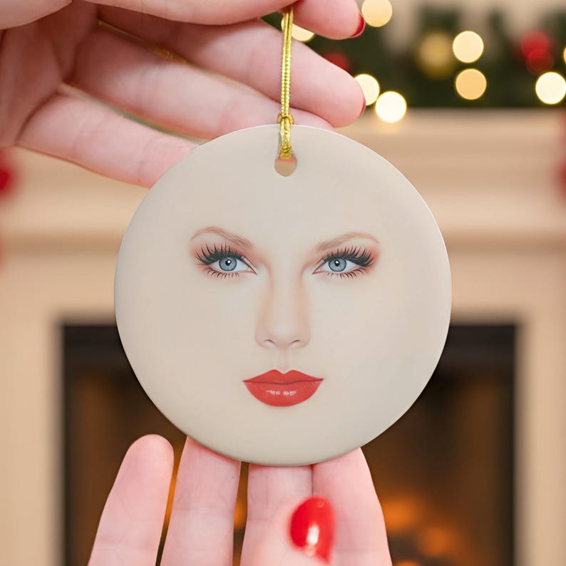 Taylor Christmas Face Cute Ornament, Funny Swift Fans Custom Gift Christmas Tree Decor, Xmas Keepsake Personalized Music Ceramic Ornament