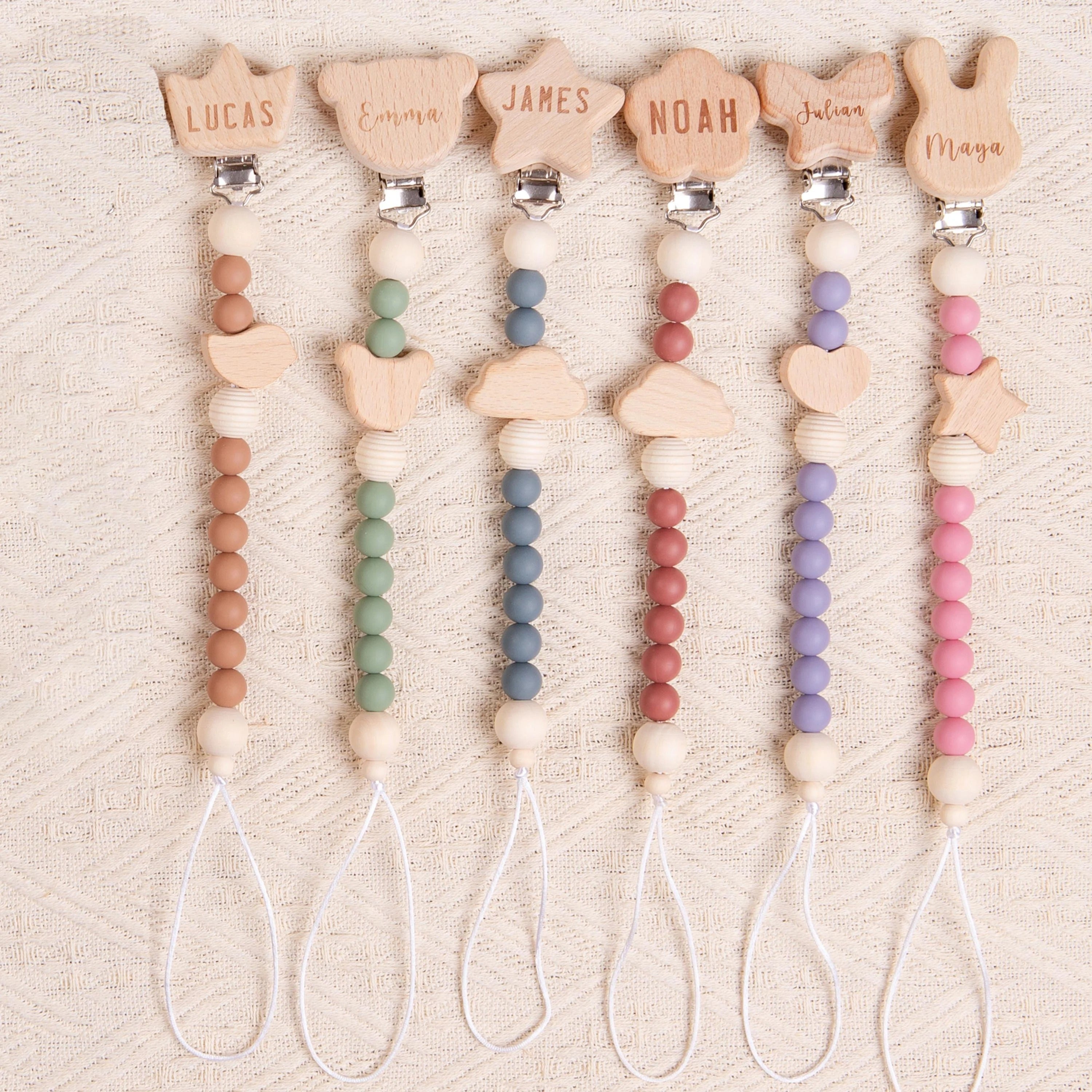 Personalized Pacifier Clip for Baby Boy and Girl, Custom Binky Clip, Engraved Soother Clip with Name, Baby Shower Gifts, Newborn Gifts