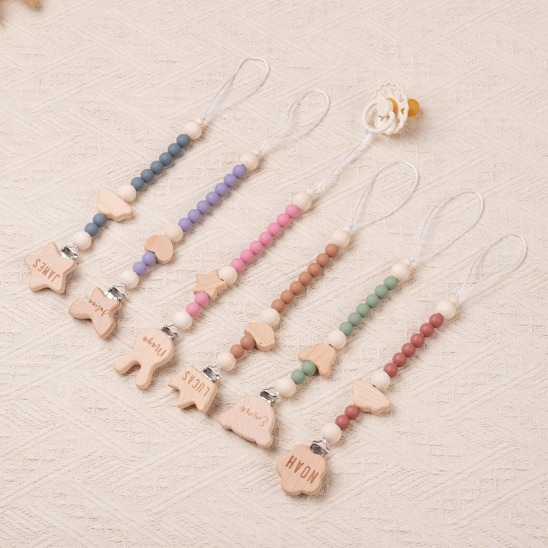 Personalized Pacifier Clip for Baby Boy and Girl, Custom Binky Clip, Engraved Soother Clip with Name, Baby Shower Gifts, Newborn Gifts