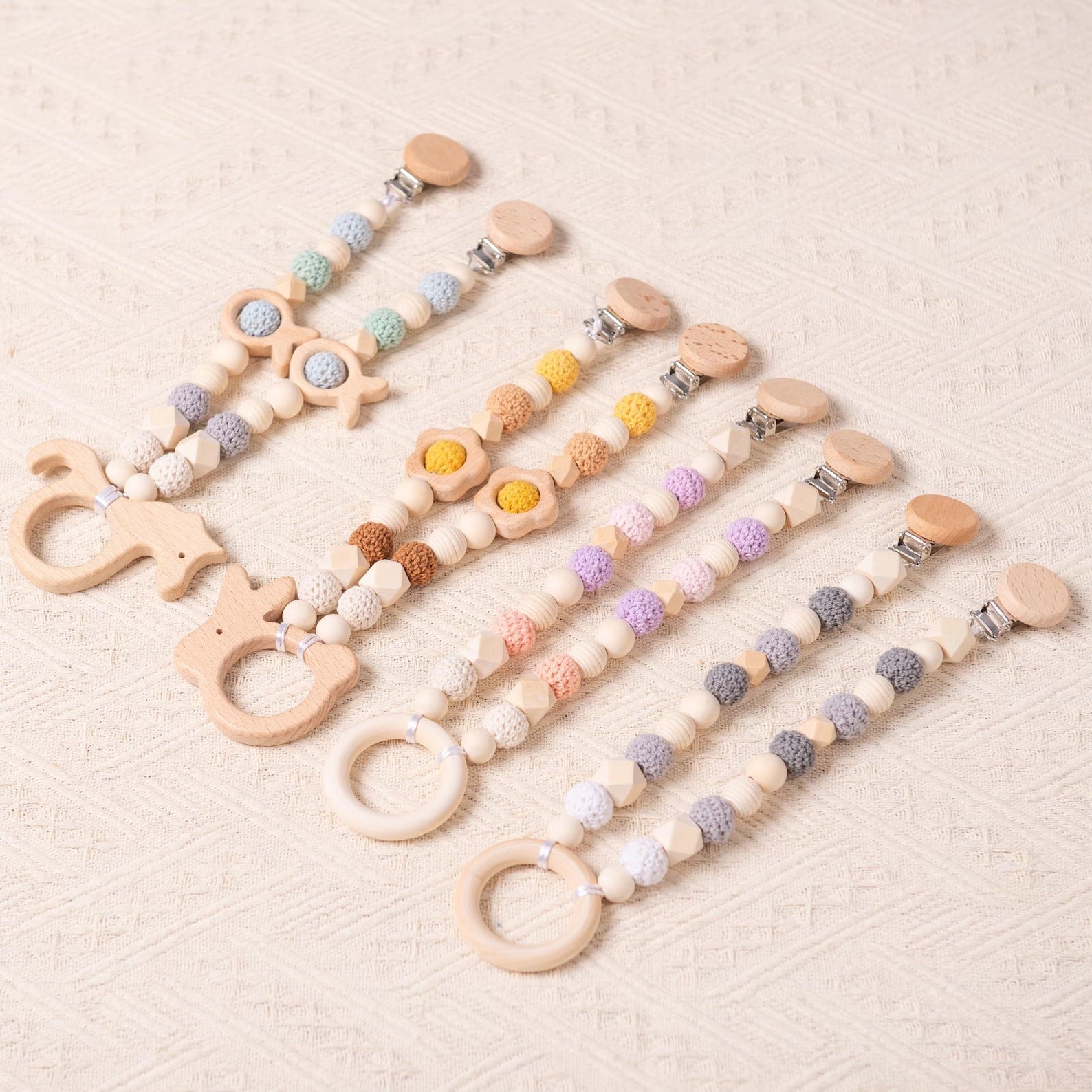 Handmade Gifts for Baby Boy and Girl, Stroller Chain, Baby Stroller Pendant, Pram Garland with Wooden Toy, Baby Shower Gifts, Newborn Gifts