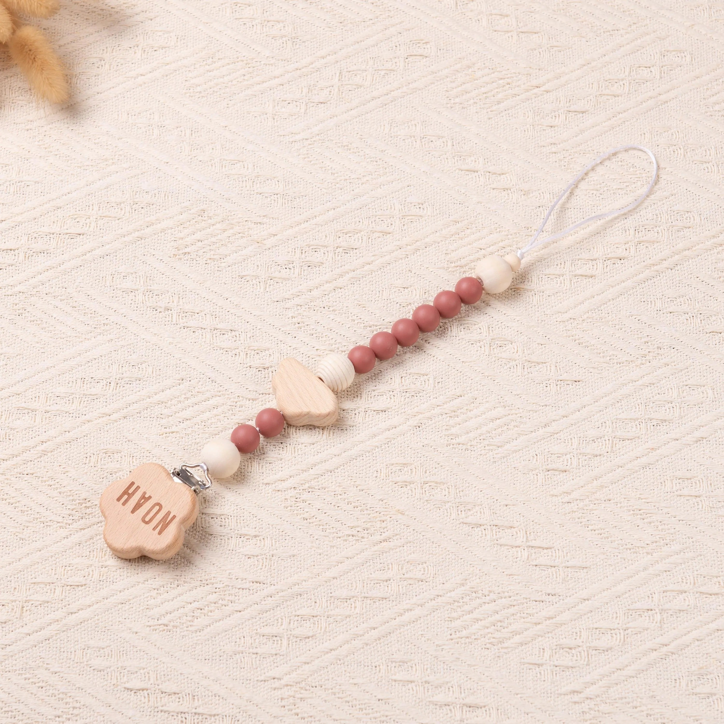 Personalized Pacifier Clip for Baby Boy and Girl, Custom Binky Clip, Engraved Soother Clip with Name, Baby Shower Gifts, Newborn Gifts