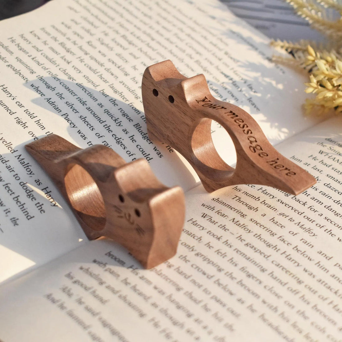 Personalized Wooden Book Page Holder, Book lovers gift, Personalized text engraving, Book Accessory,Christmas Gifts