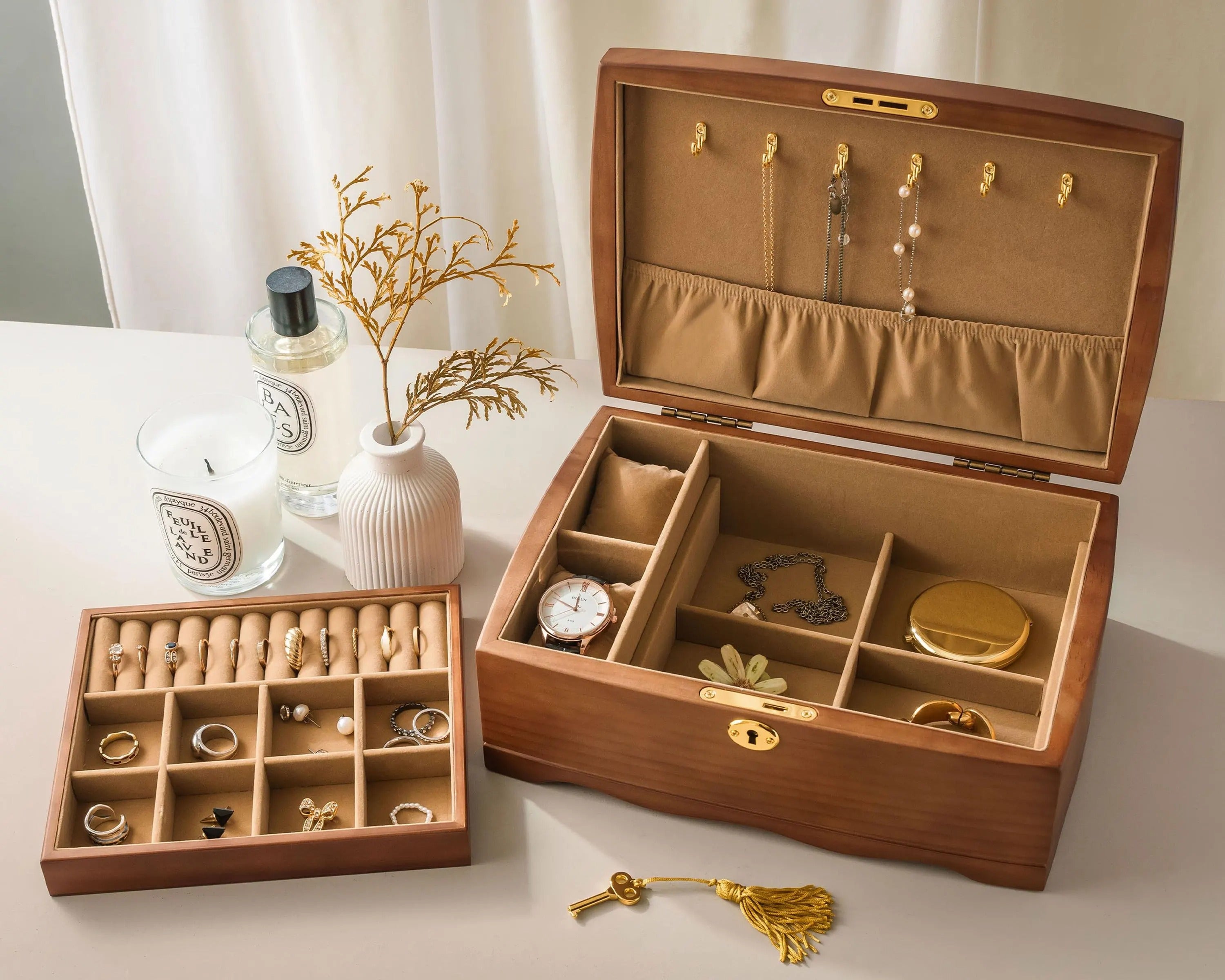 Custom Engraved Wooden Jewelry Box,Personalized Jewelry Organizer,Wedding Gifts for Her,Christmas Gift for Mom, Personalized Gift for Mom