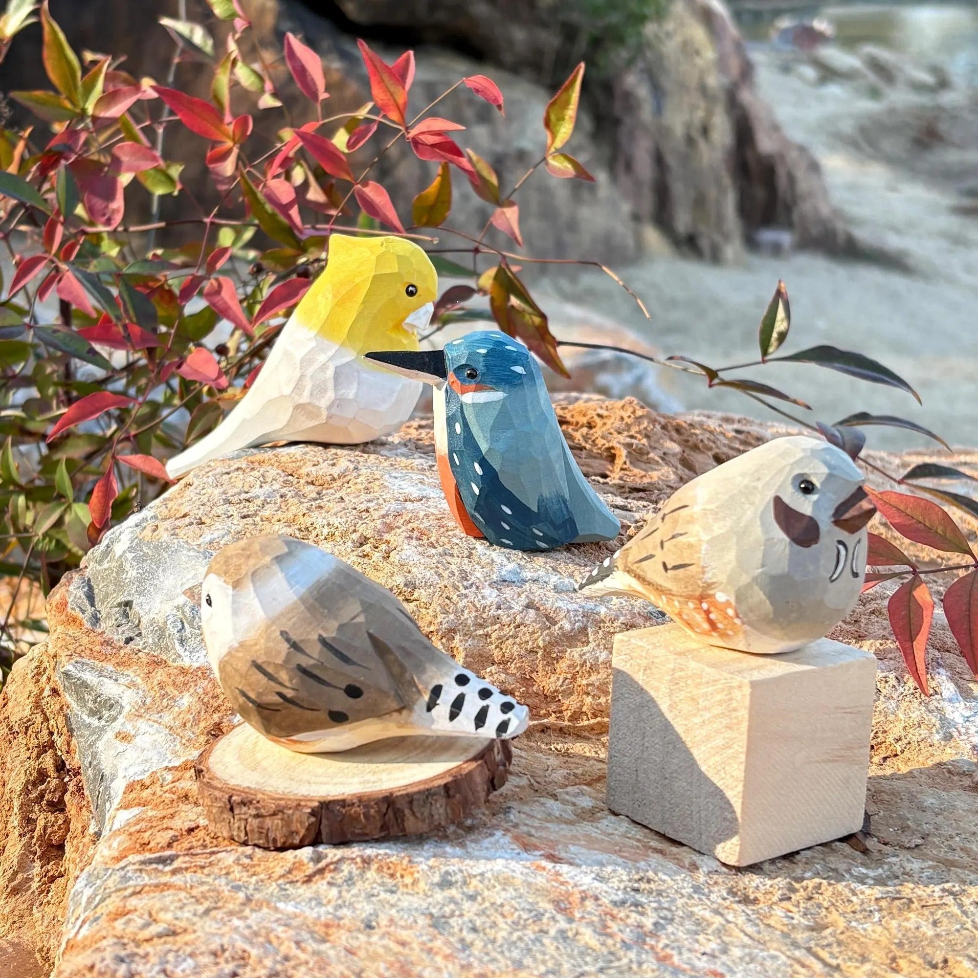 Hand Carved Wooden Bird Ornaments,Chubby Robin Figurine,Wooden Bird Figurine Ornament,Gift for Bird Lovers,Birthday Gift,Christmas Gifts