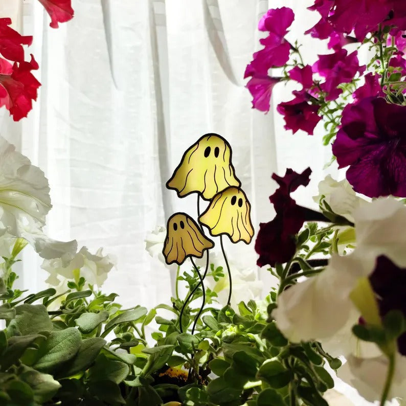 Halloween Decor Stained Glass Ghost Mushrooms. Cute Ghost Plant Stakes for Spooky Season. Halloween Gift. Unique Garden Art. Happy Halloween